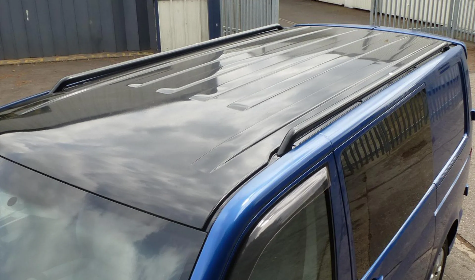 Black OE Style Steel Roof Rails for the Volkswagen Transporter T5 LWB