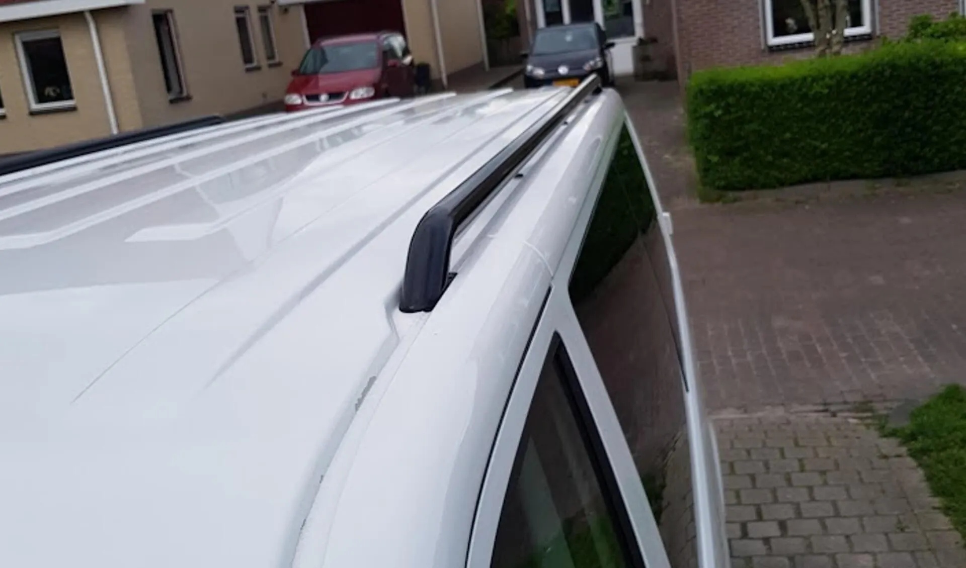 Black OE Style Steel Roof Rails for the Volkswagen Transporter T5 LWB