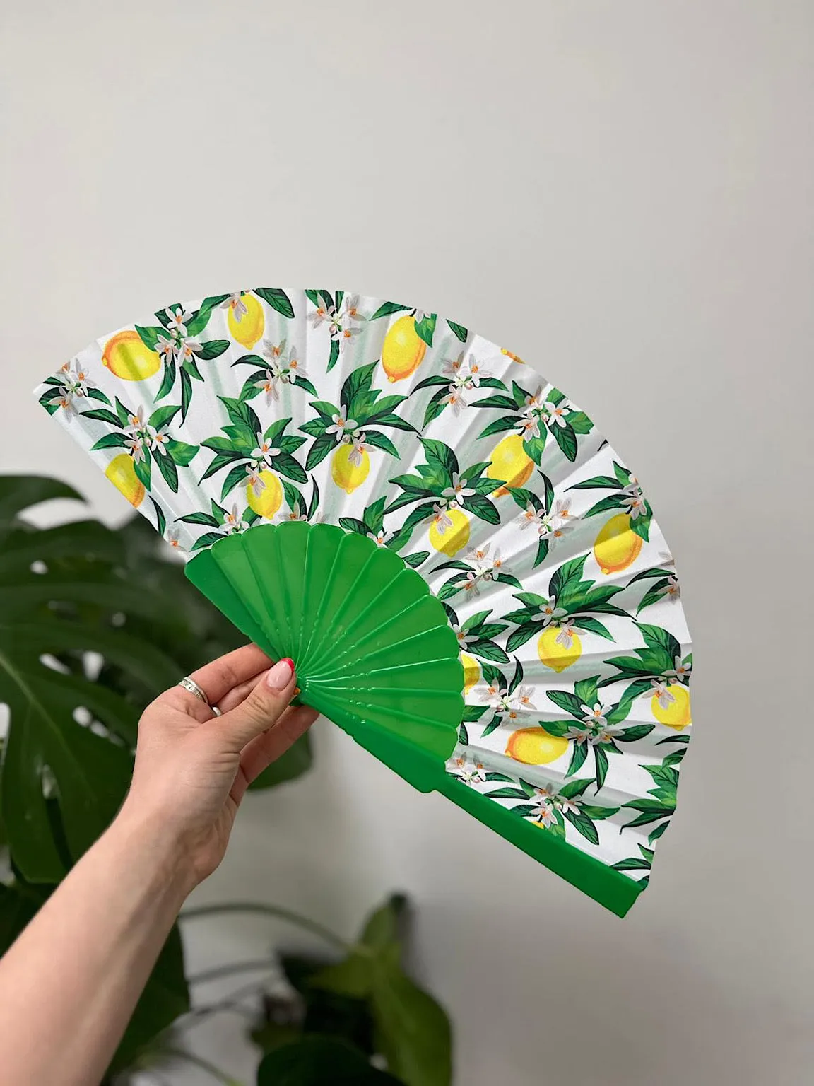 Green Lemon Pattern Fan