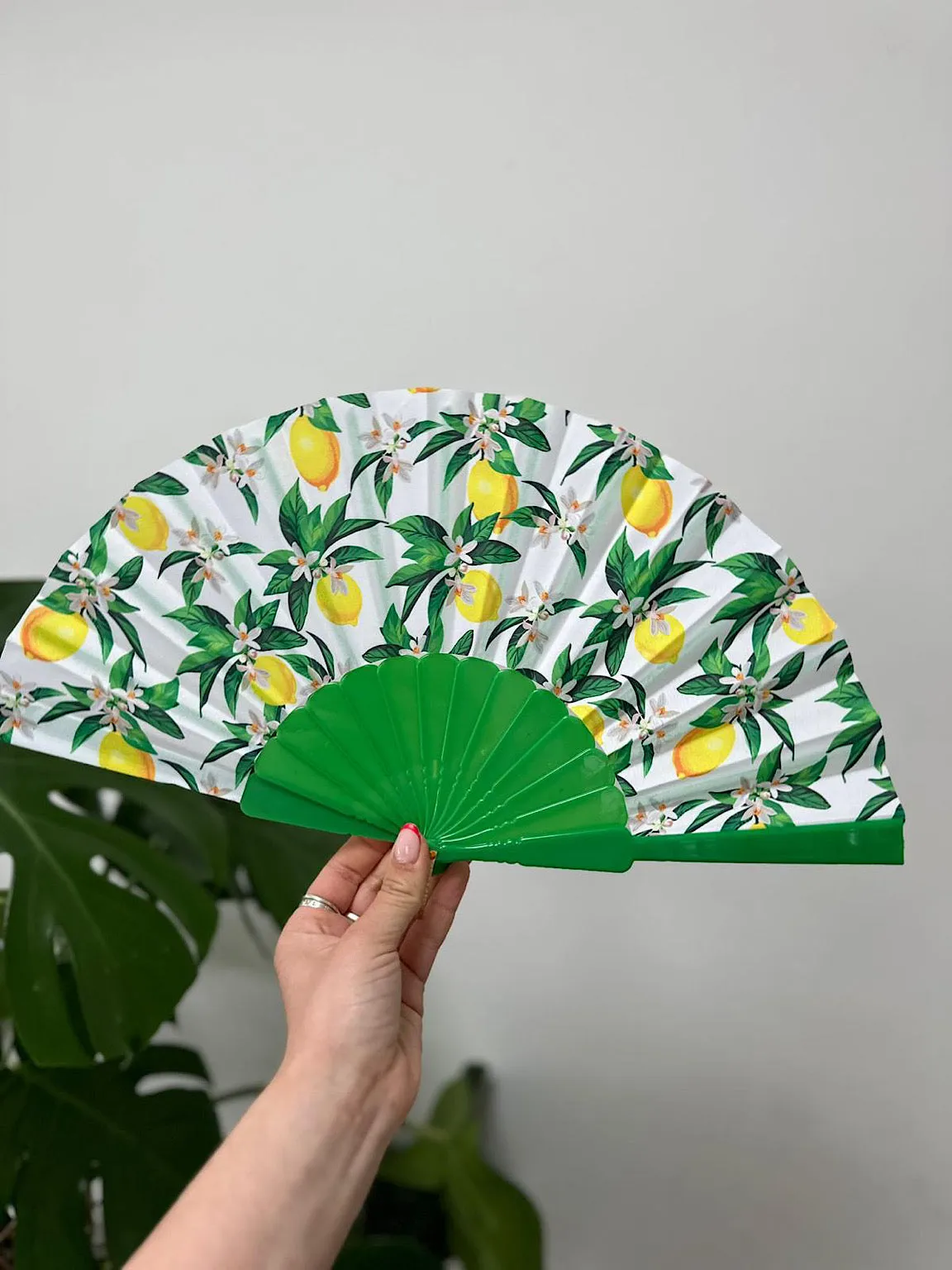 Green Lemon Pattern Fan