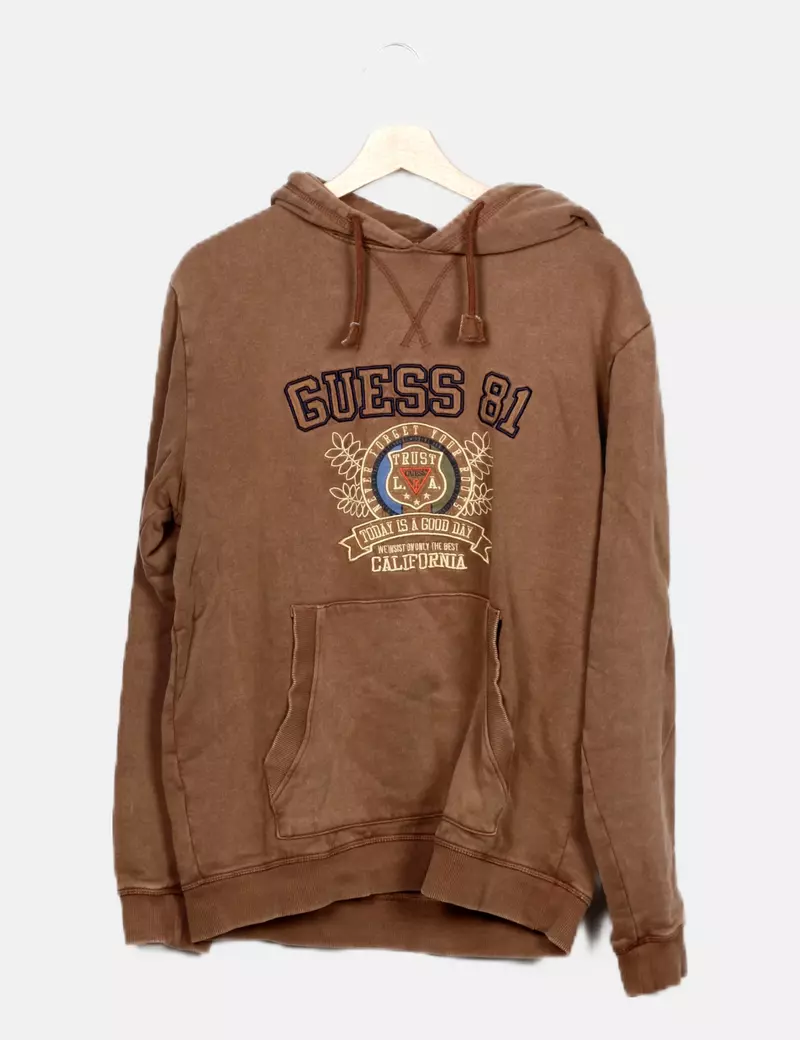 Guess Sudadera marrón estampada