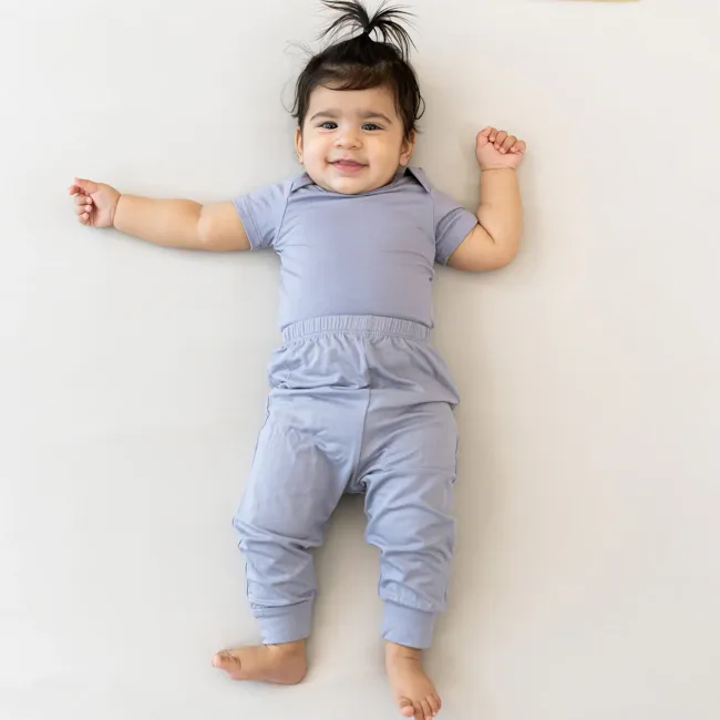 Kyte Baby Short Sleeve Bodysuit in Haze