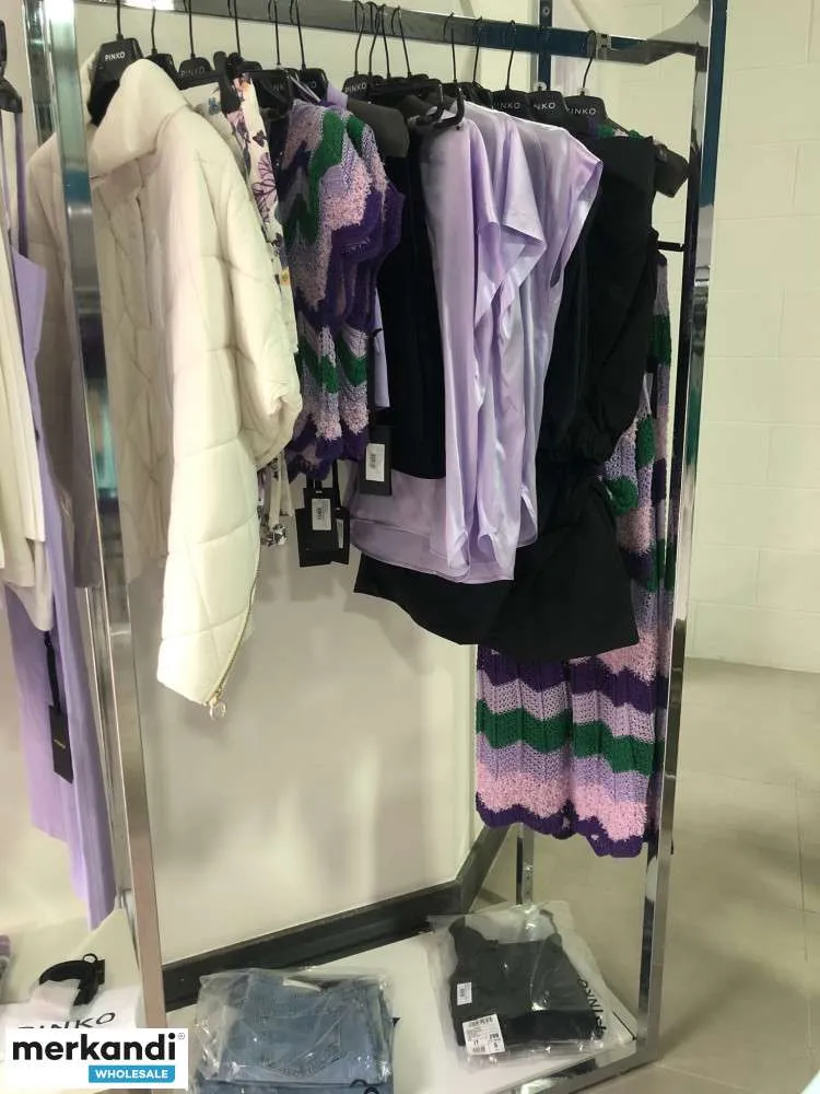 PINKO SS 2023 nr 4 NUEVOS nuevos lotes PINKO CLOTHING Colección Primavera/Verano