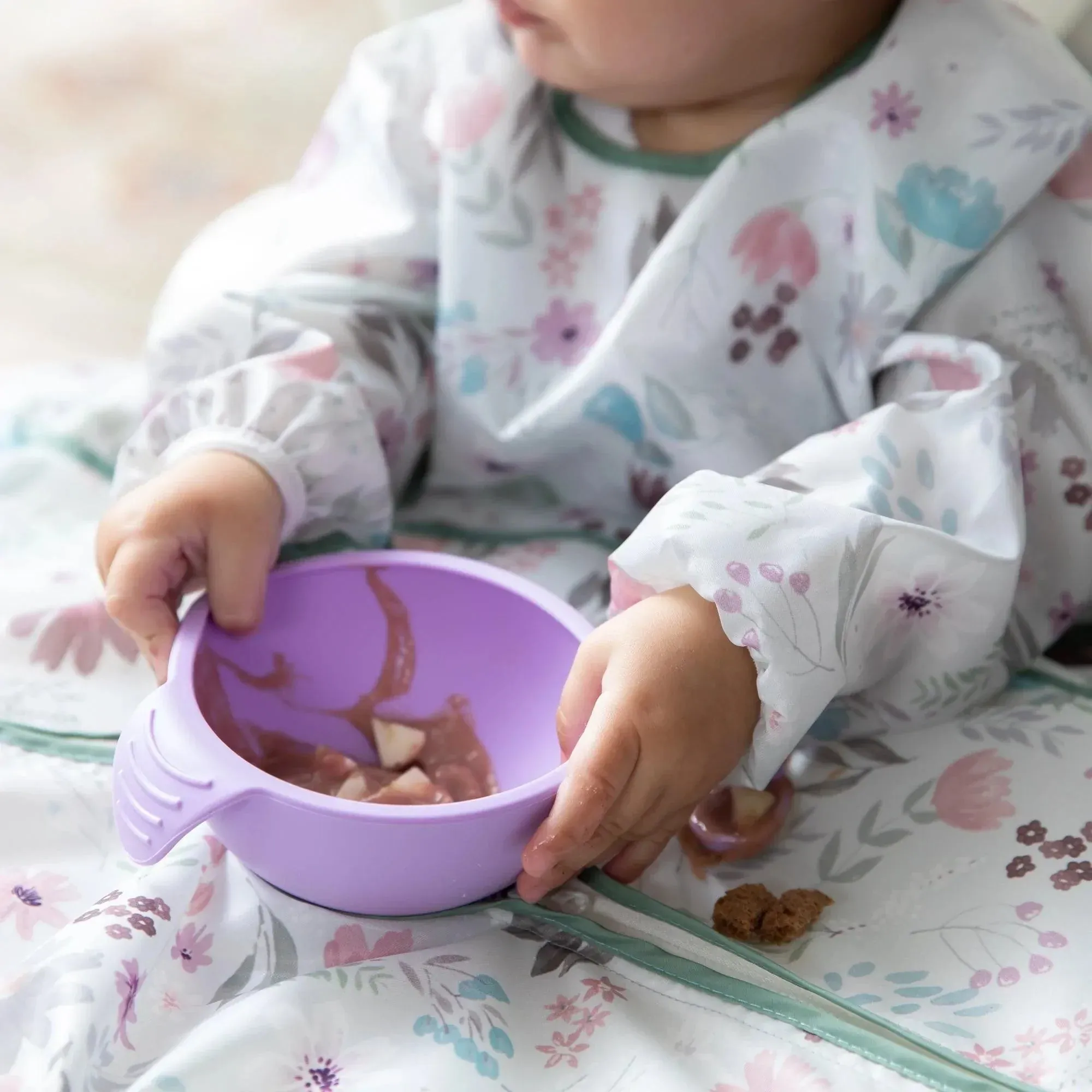 Tray Mate Sleeved Bib: Floral