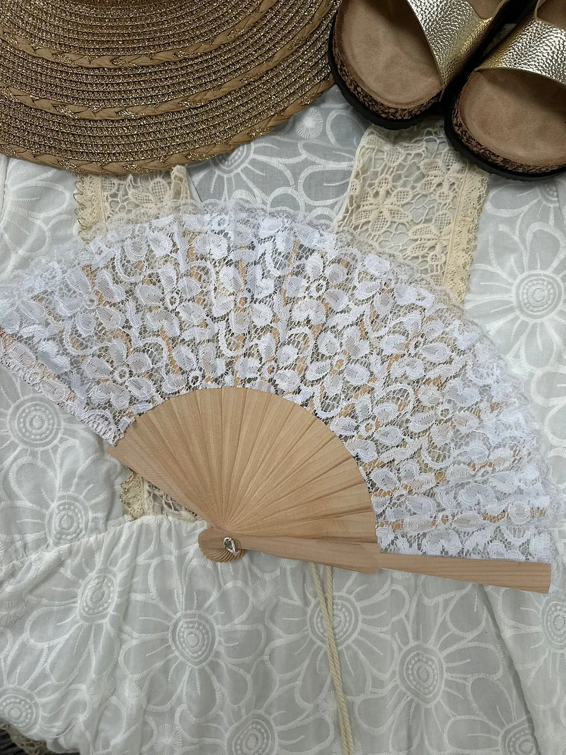 White Luxury Floral Lace Tassel Fan