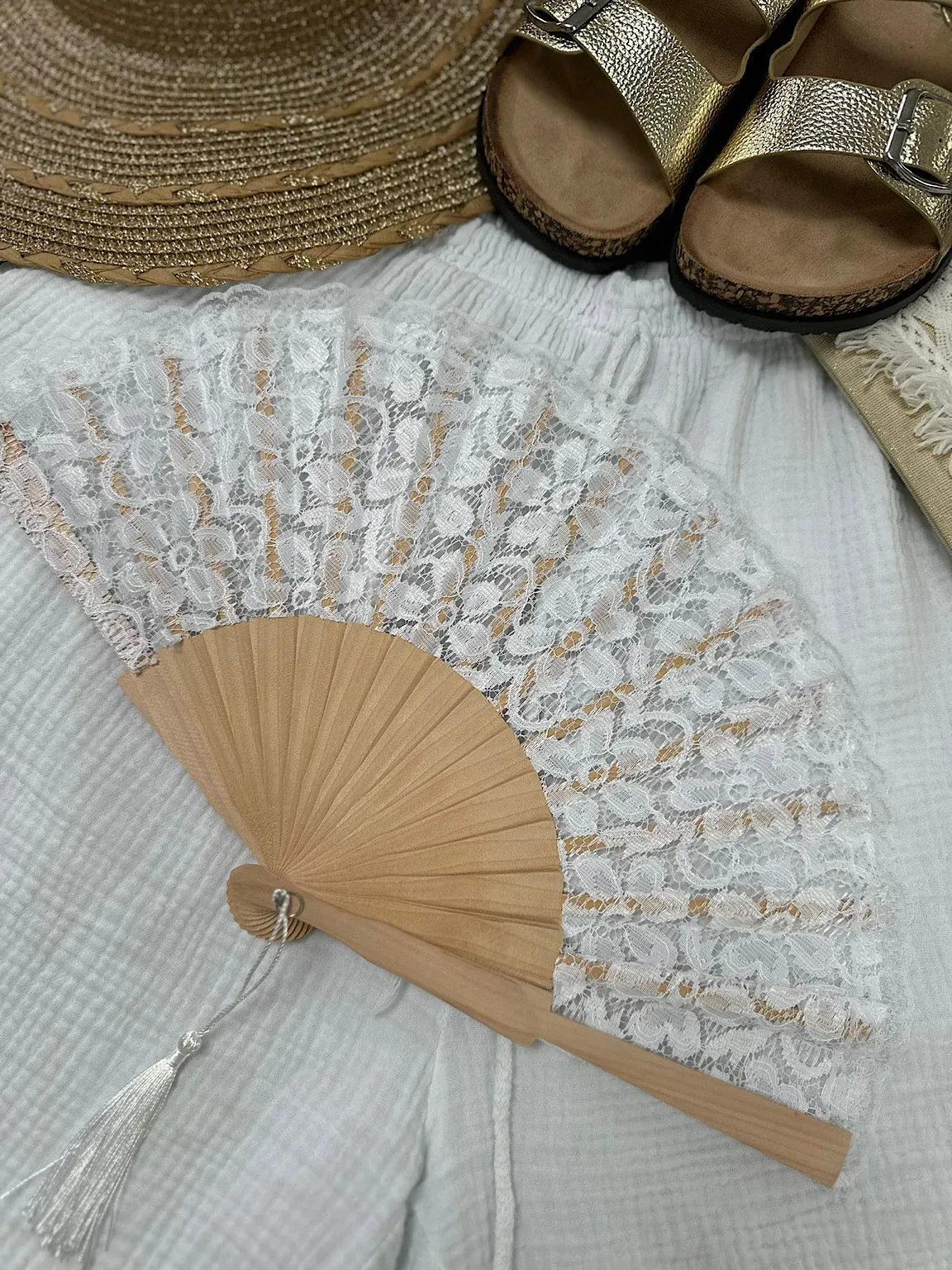 White Luxury Floral Lace Tassel Fan